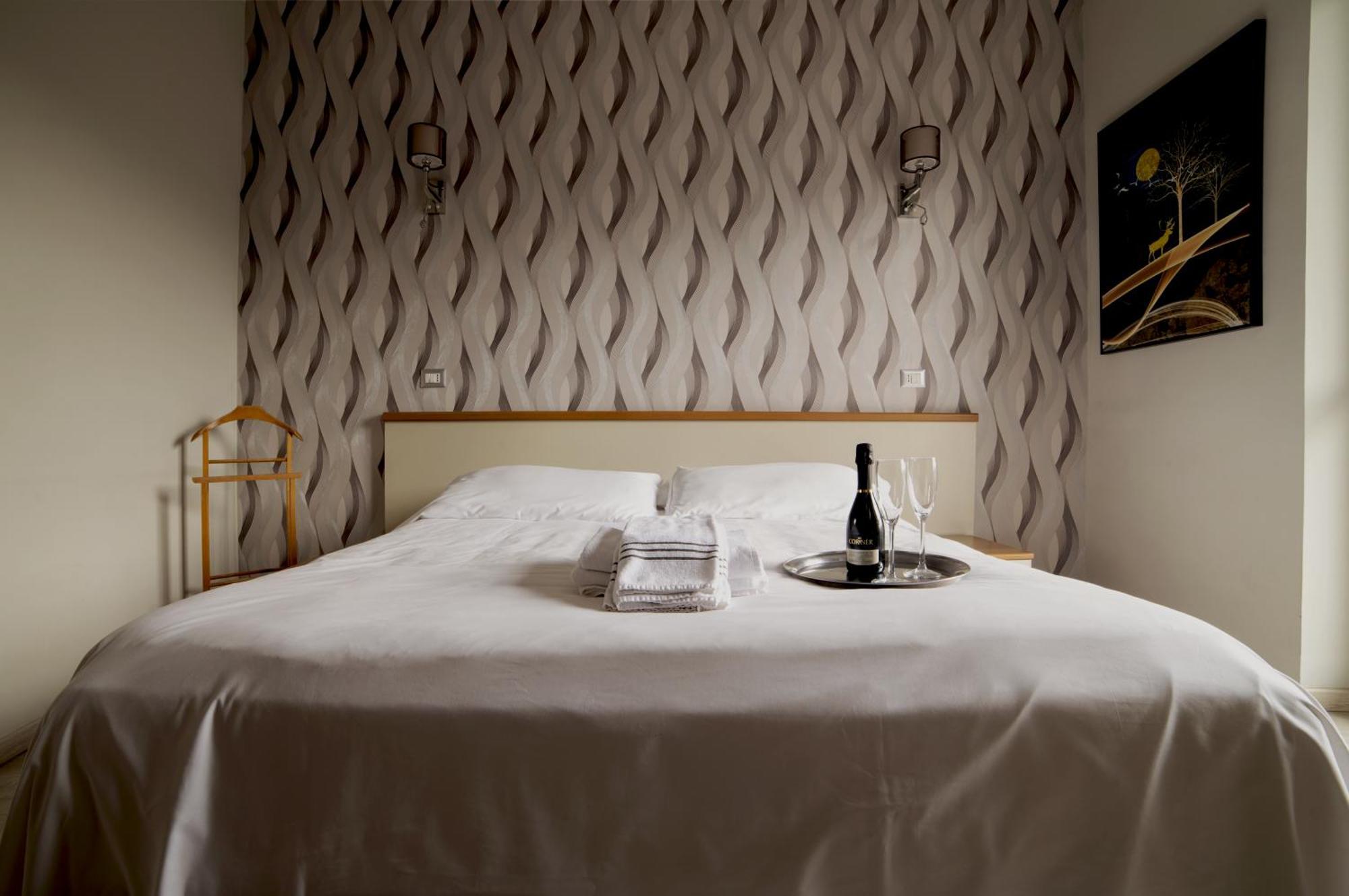 Hotel Frejus Collegno Eksteriør bilde