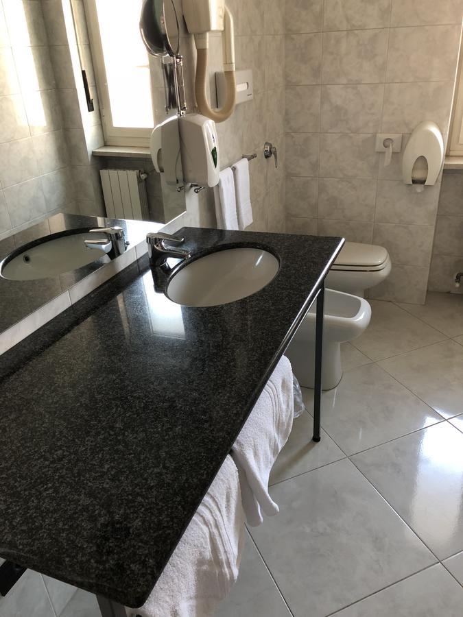 Hotel Frejus Collegno Eksteriør bilde